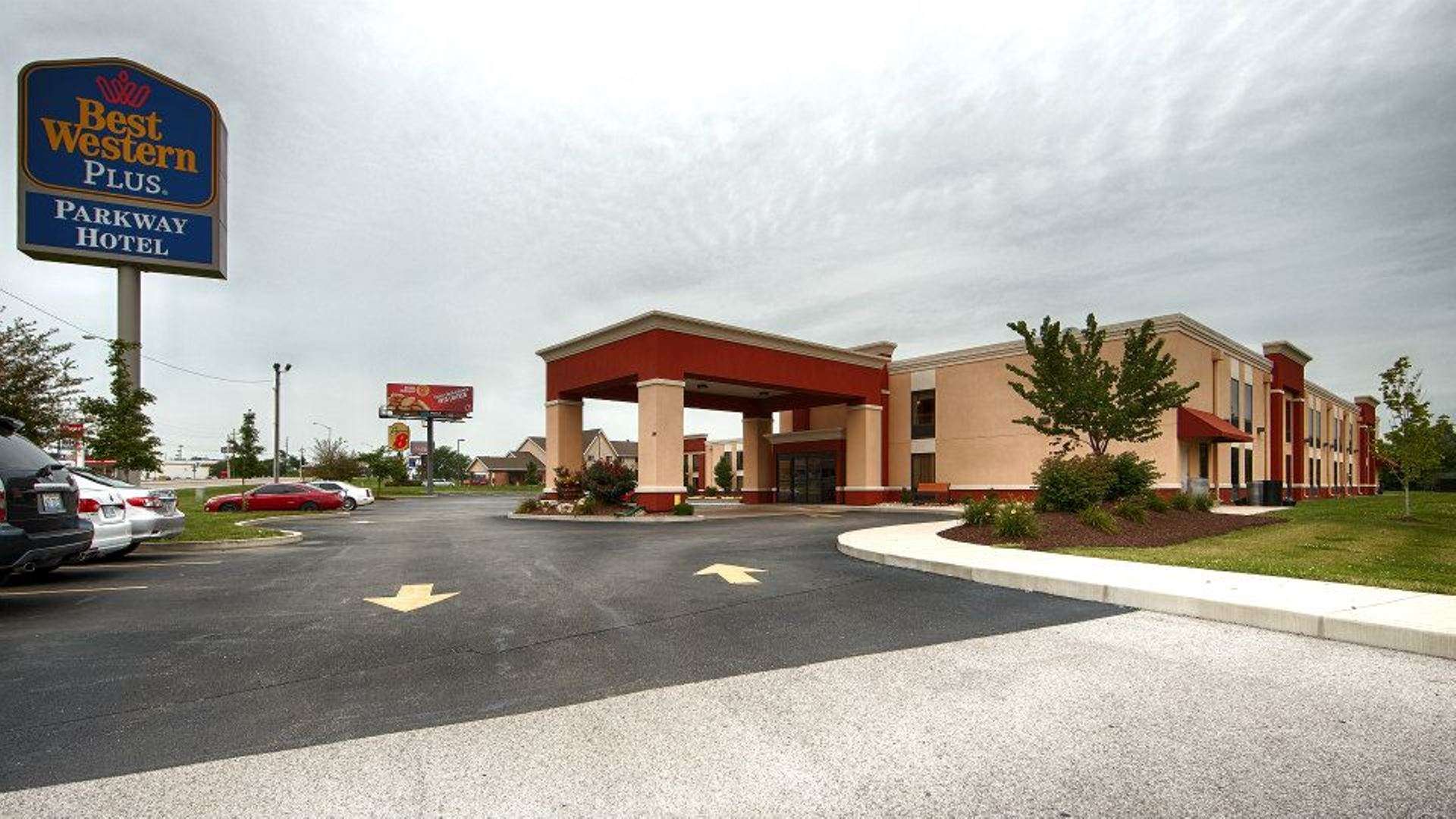 Best Western Plus Parkway Hotel | Enjoy Illinois | Enjoy Illinois