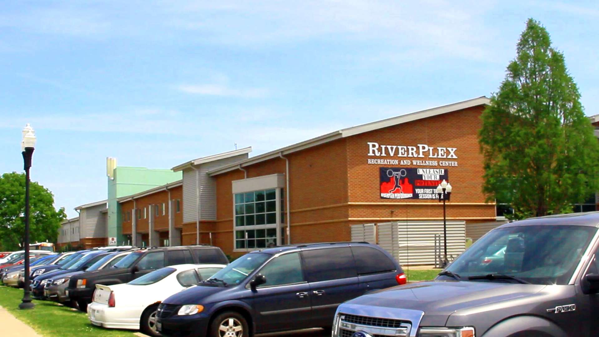 Riverplex Recreation and Wellness Center | Enjoy Illinois