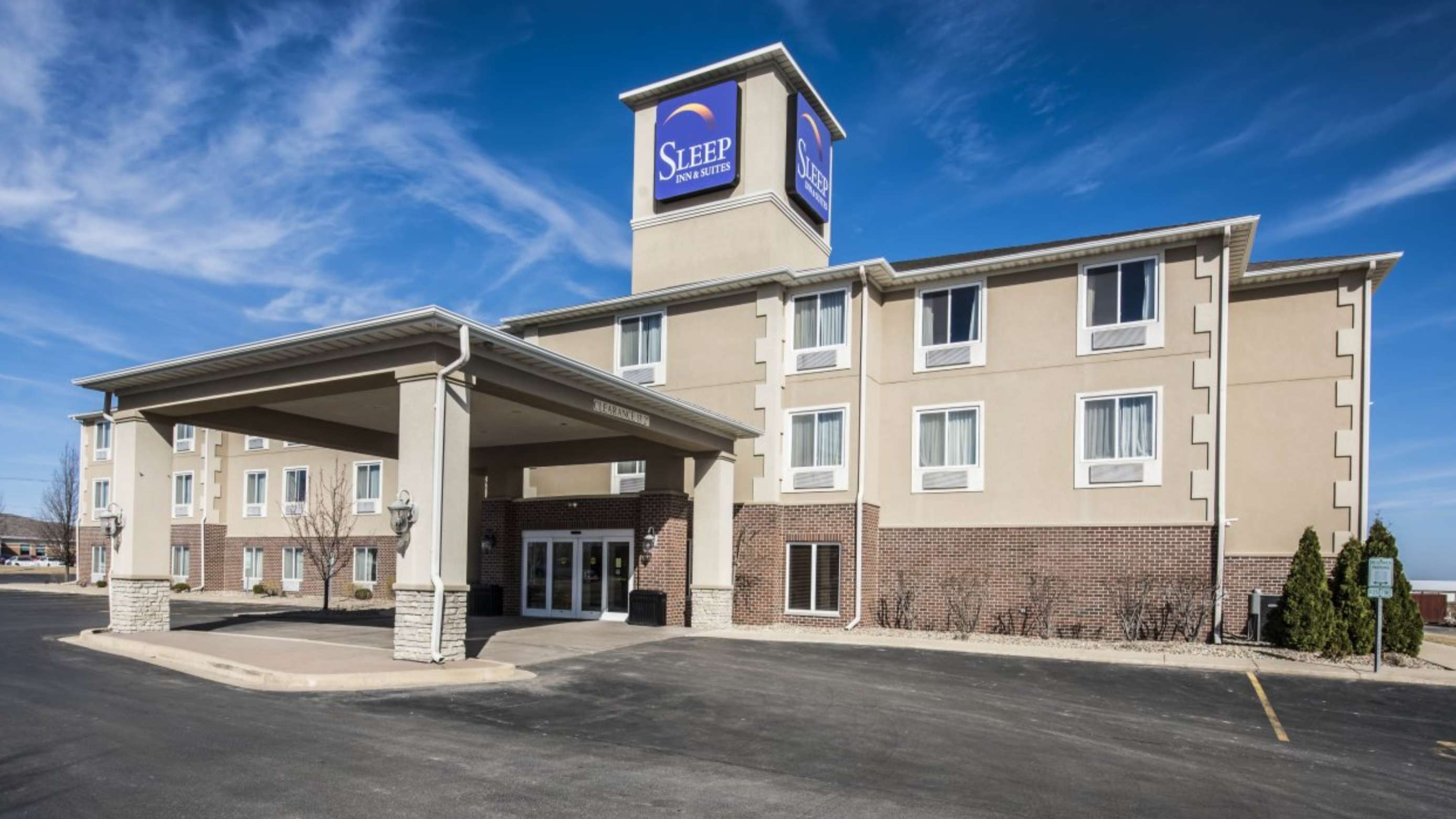 Sleep Inn & Suites - Washington | Enjoy Illinois