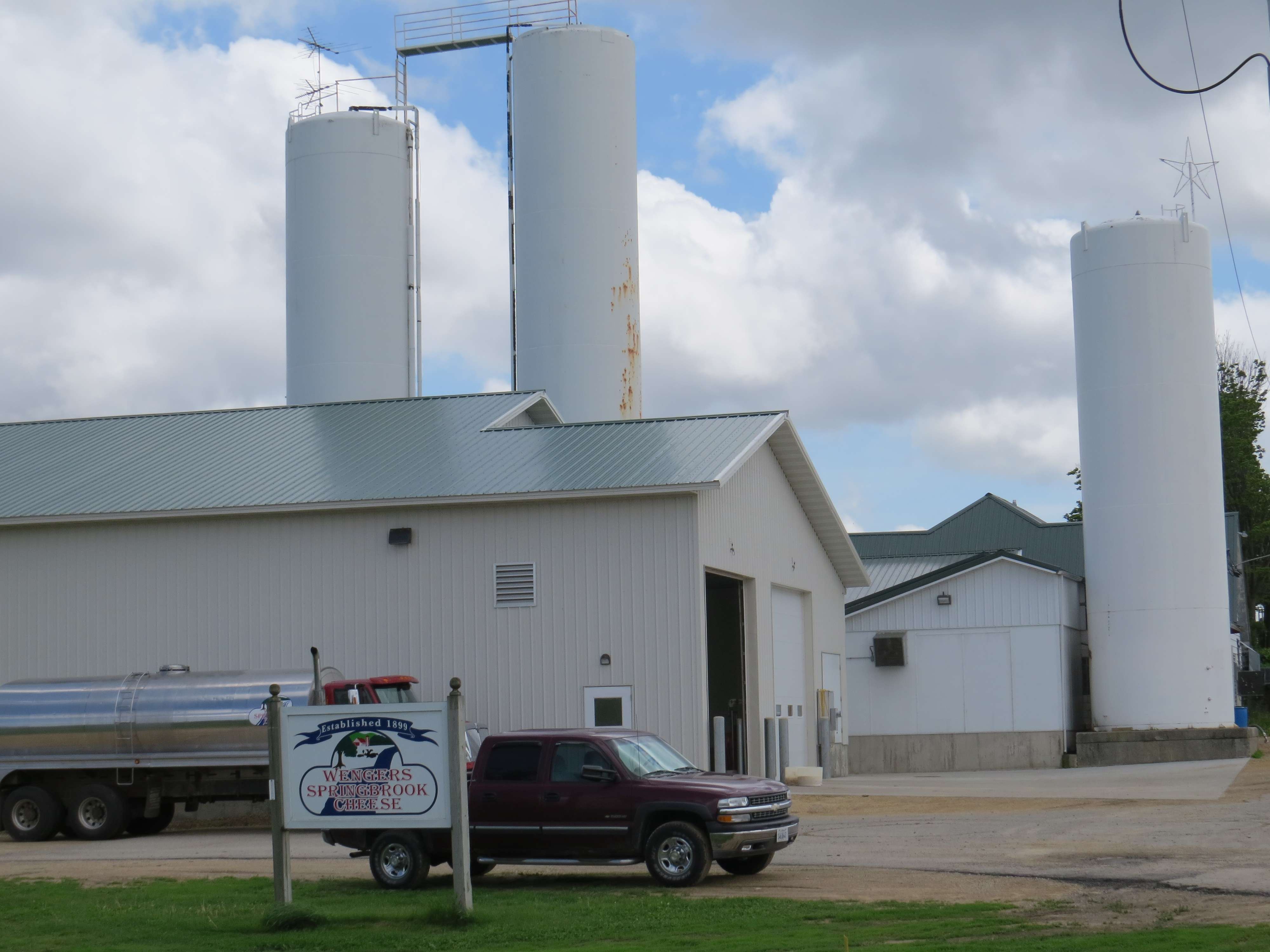 アップルチーズ Wenger's Springbrook Cheese | Enjoy Illinois