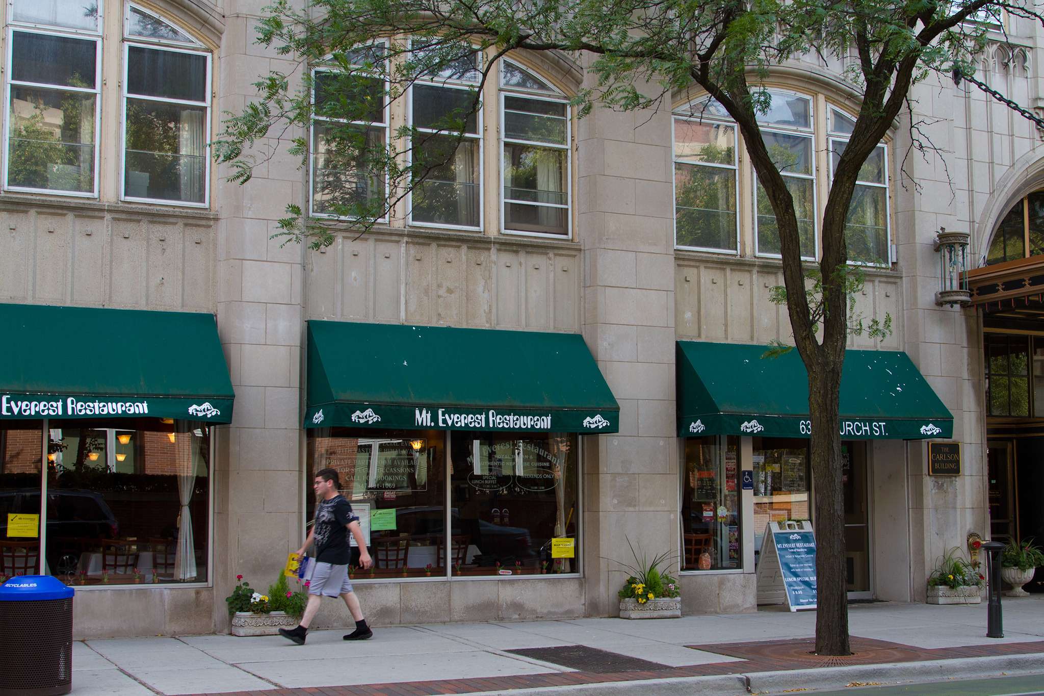 Mt. Everest | Enjoy Illinois