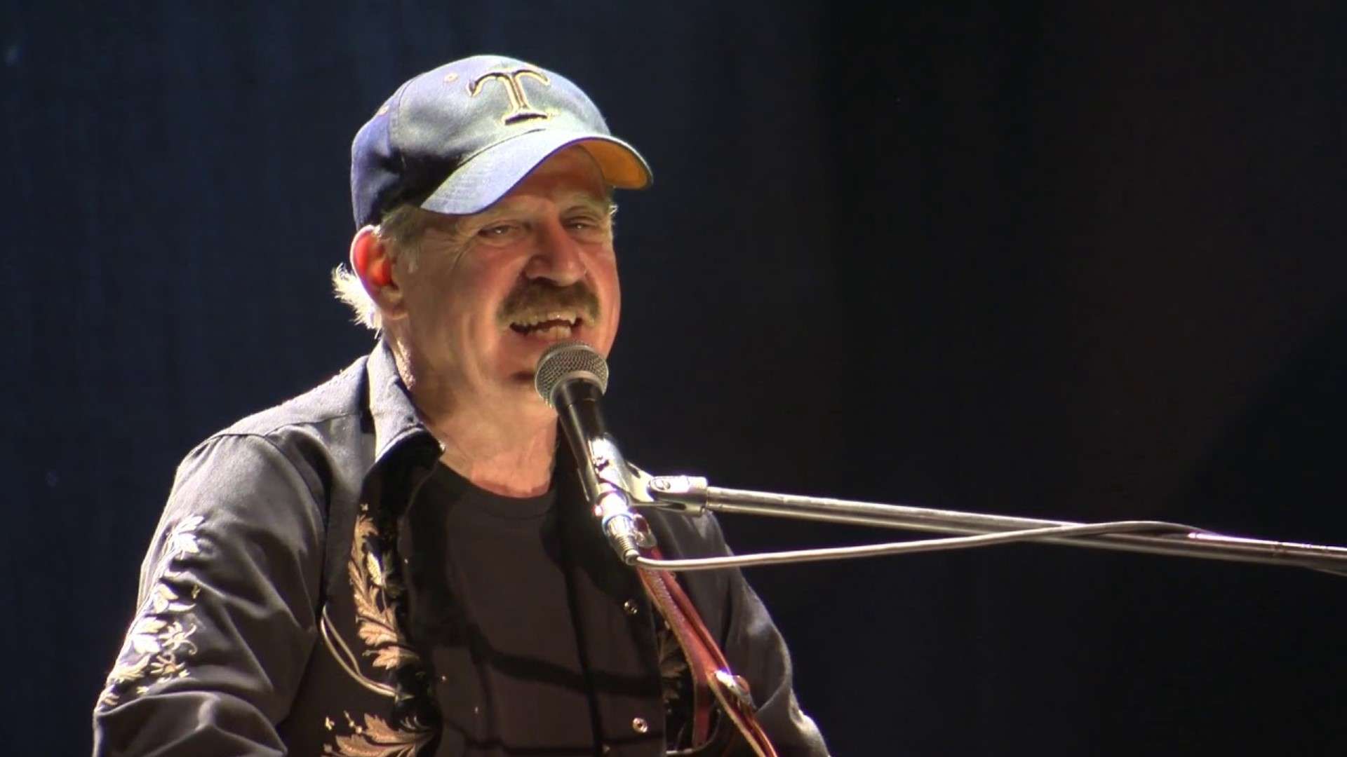 John Ford Coley at the Decatur Civic Center | Enjoy Illinois